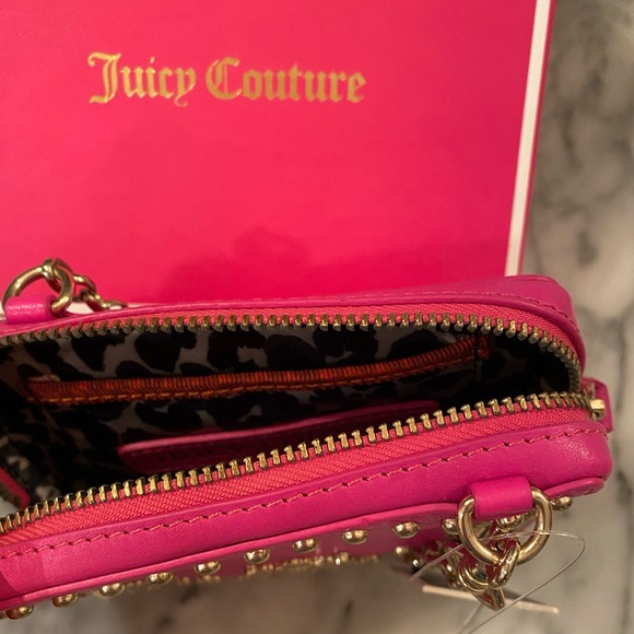 Juicy Couture wristlet - Picture 6 of 6